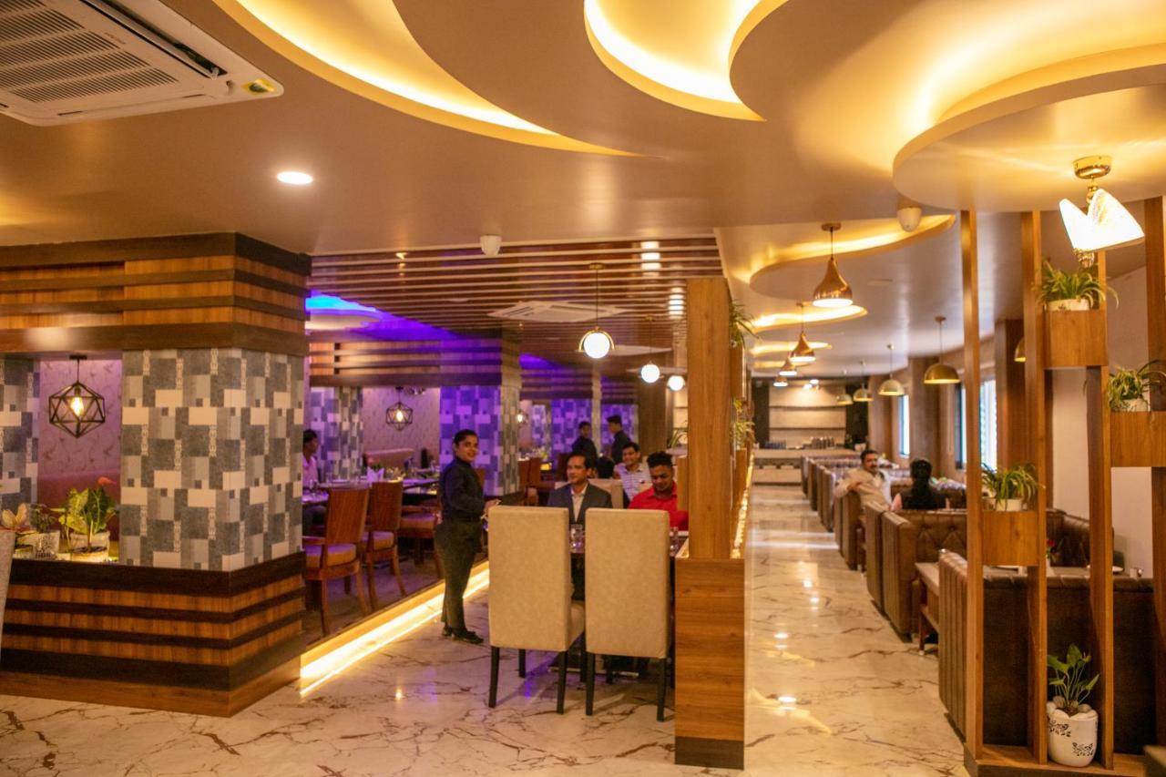Hotel Eden 카워 외부 사진