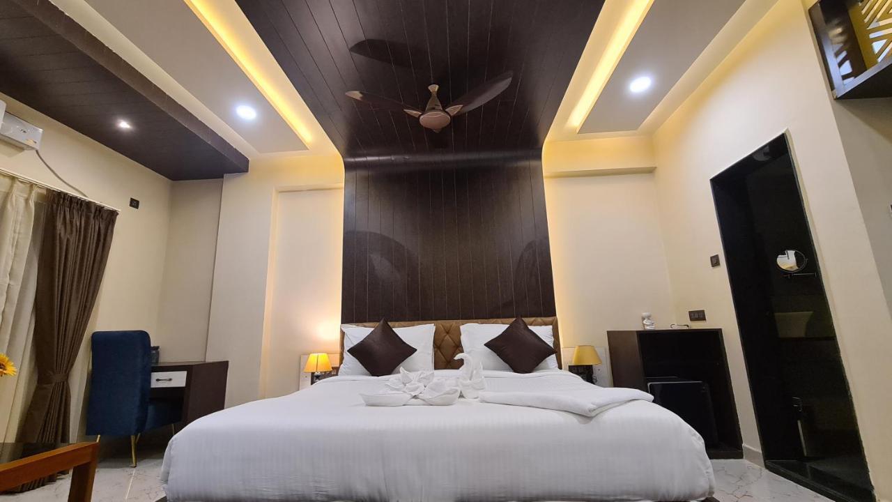 Hotel Eden 카워 외부 사진