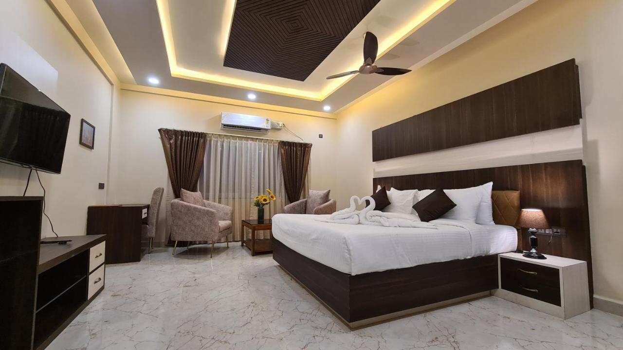 Hotel Eden 카워 외부 사진