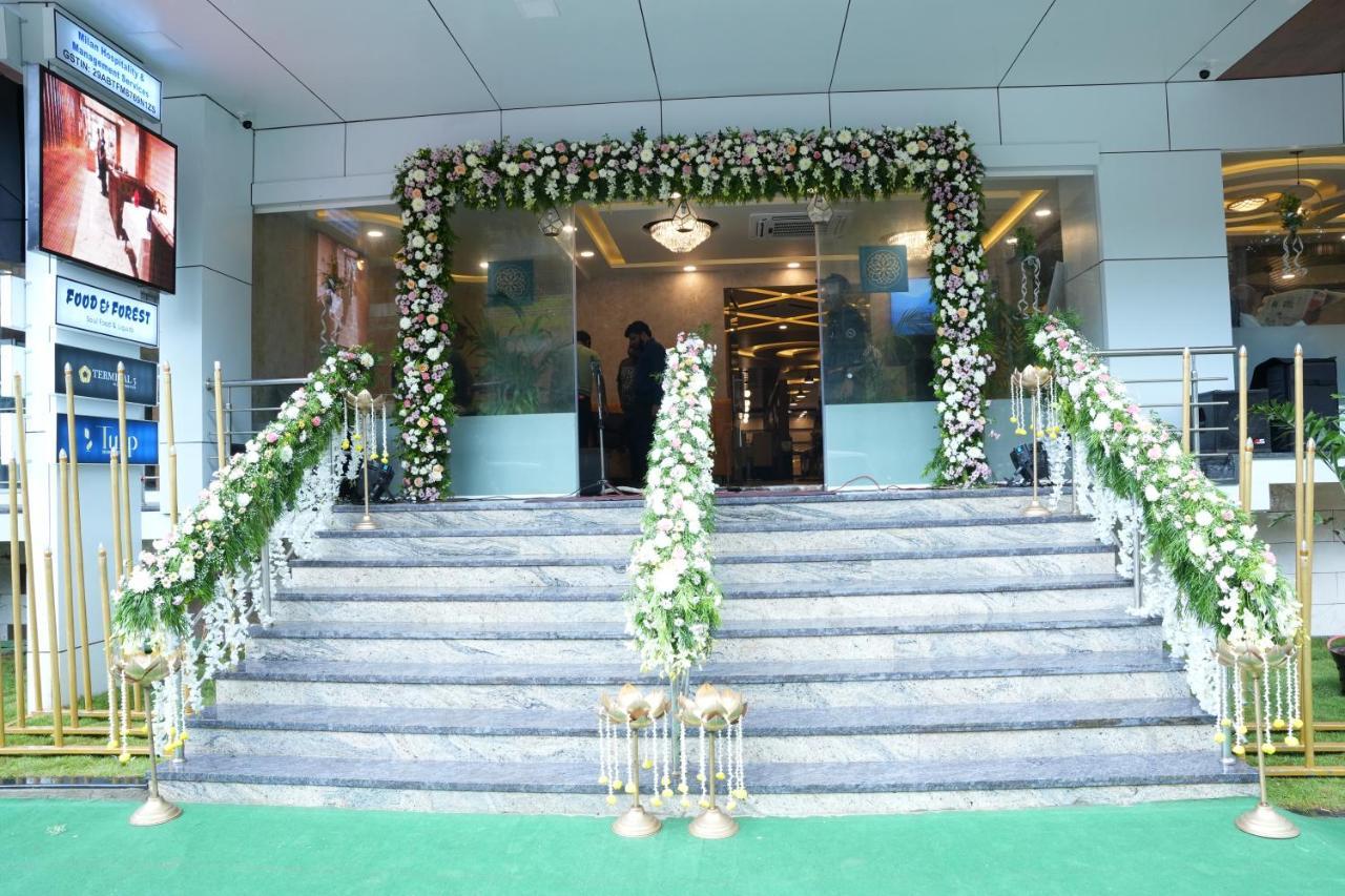 Hotel Eden 카워 외부 사진