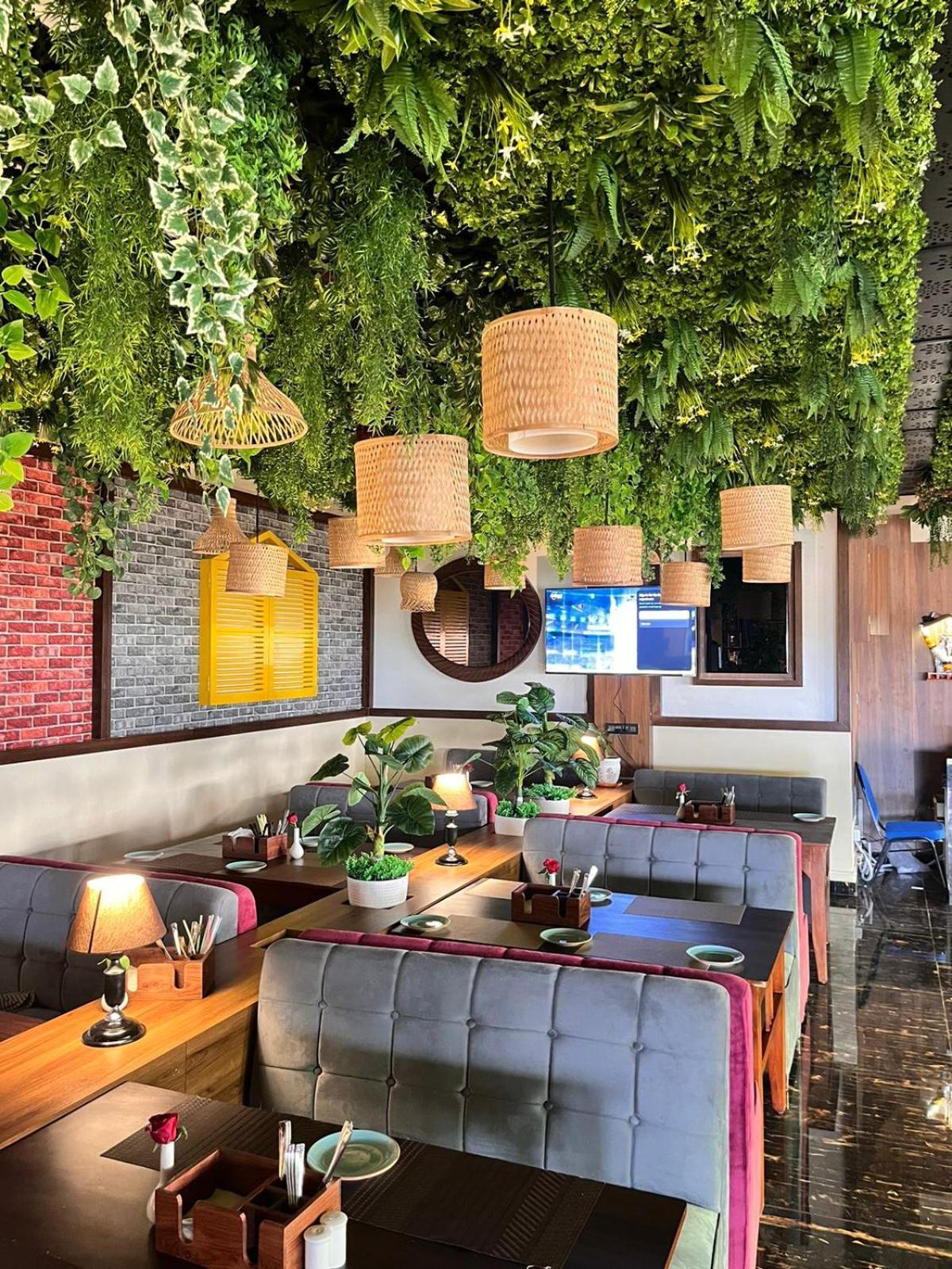 Hotel Eden 카워 외부 사진