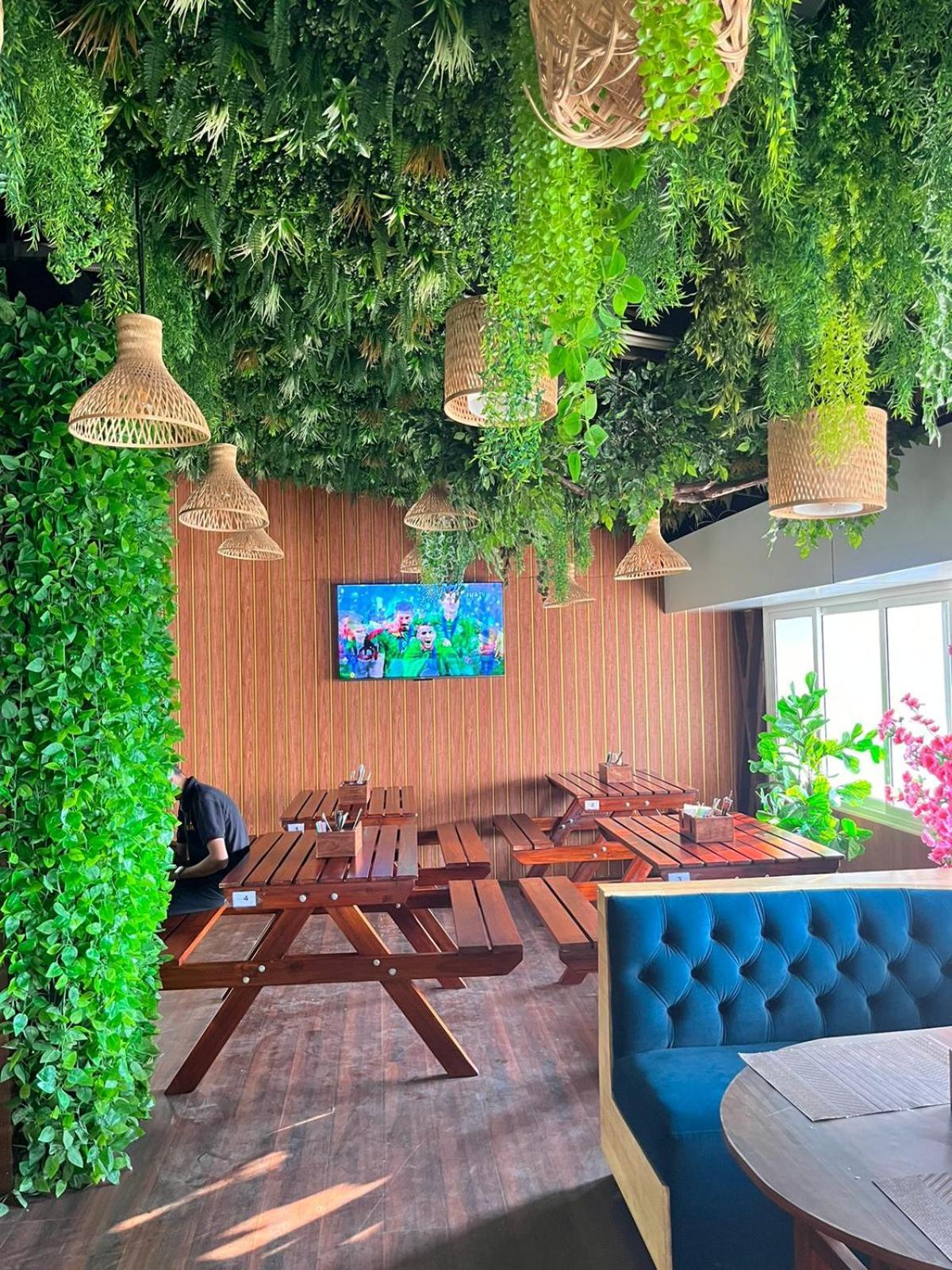 Hotel Eden 카워 외부 사진